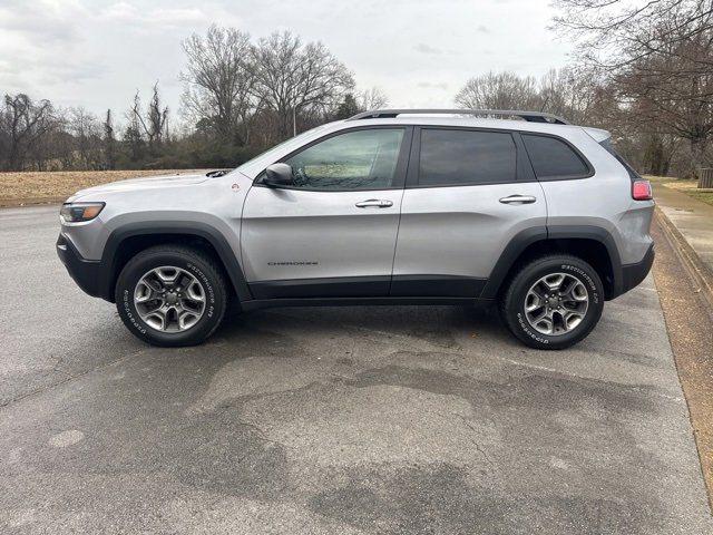 Used 2019 Jeep Cherokee Trailhawk w/ Trailer Tow Group image 4