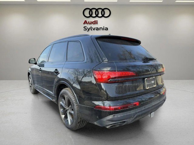 Certified 2025 Audi Q7 3.0T Premium Plus image 5