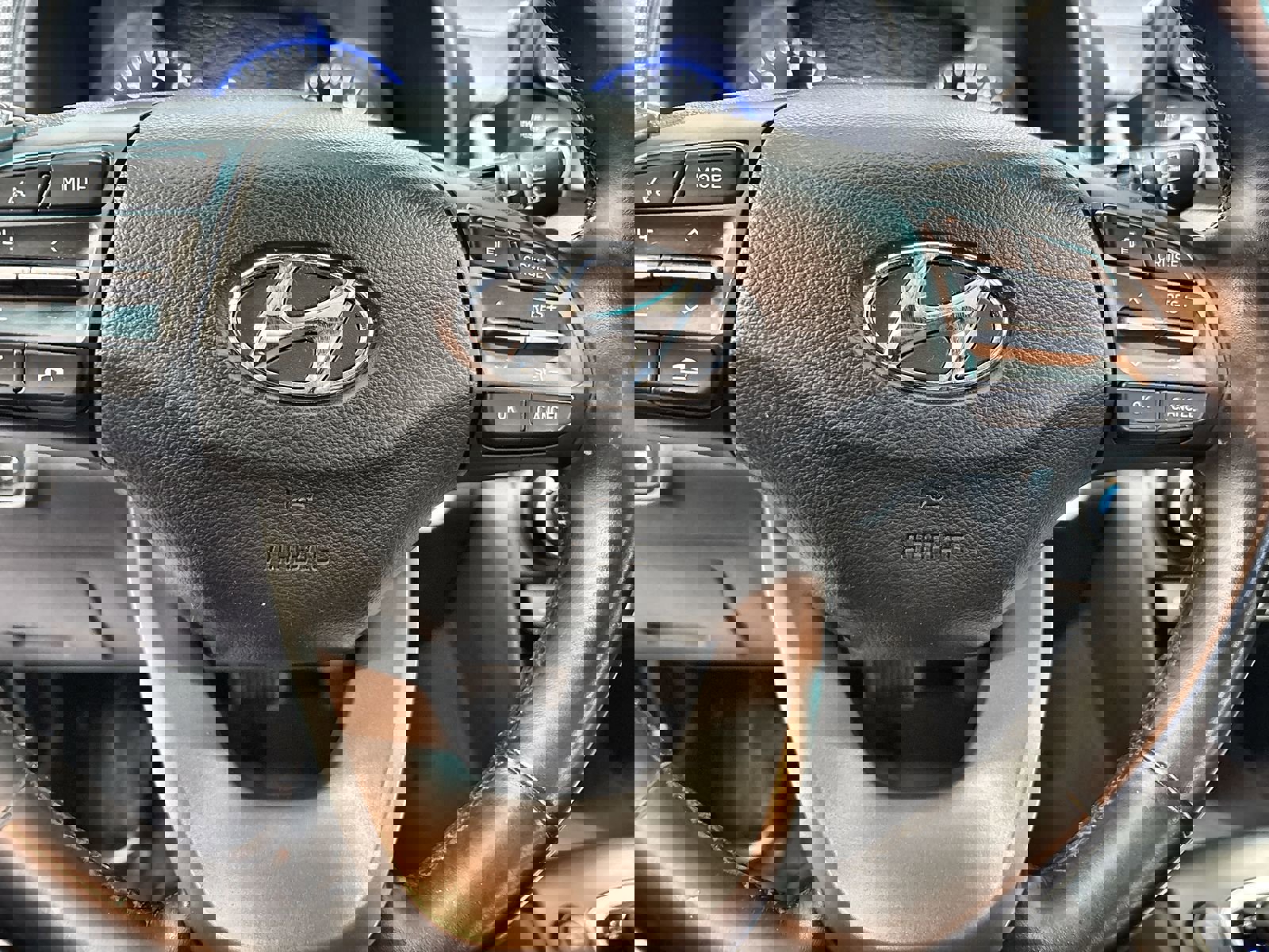 Used 2018 Hyundai Kona Limited image 38