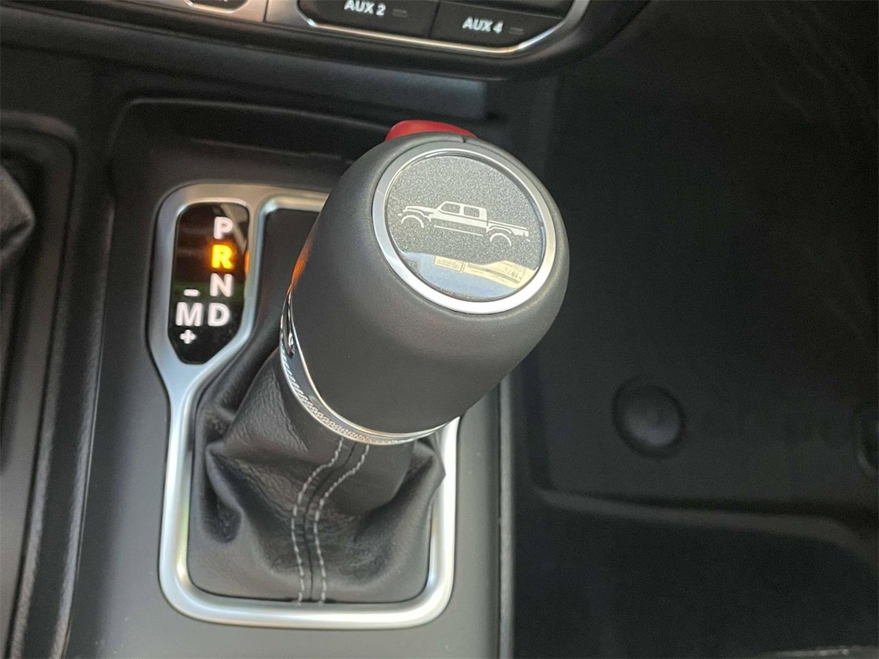 New 2025 Jeep Gladiator Rubicon image 24