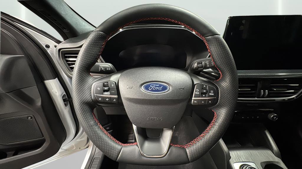 Used 2023 Ford Escape ST-Line Select w/ Tech Pack #2 image 11