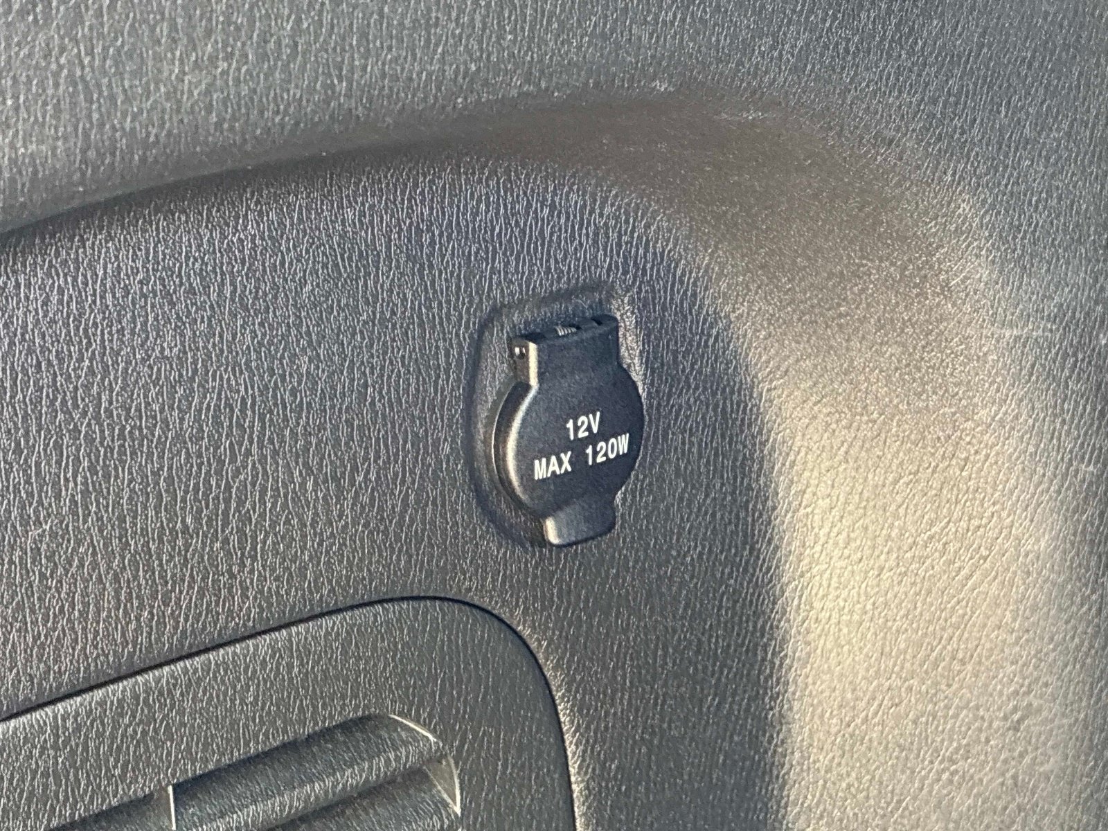 Used 2018 Nissan Pathfinder S AWD/4WD image 12