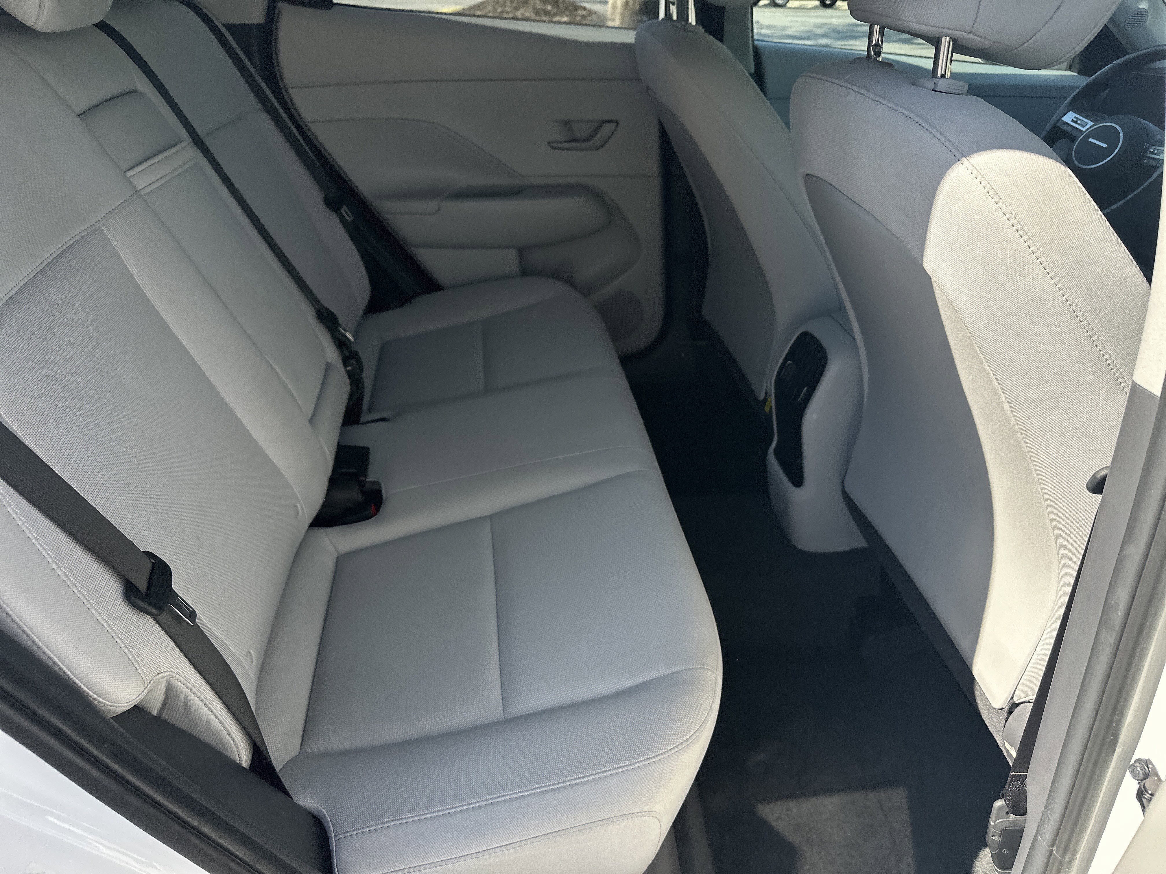 Used 2025 Hyundai Kona SEL AWD/4WD image 17