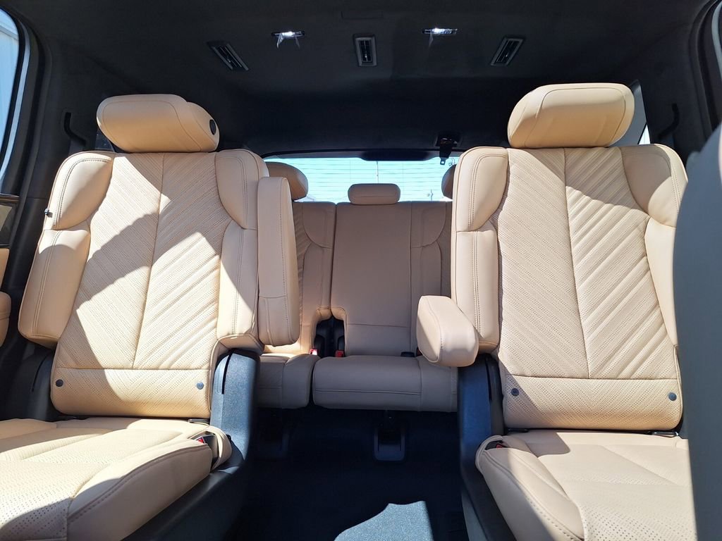 New 2025 Cadillac Escalade IQ Luxury 2 image 23