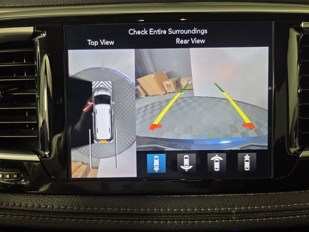 Certified 2018 Chrysler Pacifica Limited w/ Advanced Safetytec Group image 13