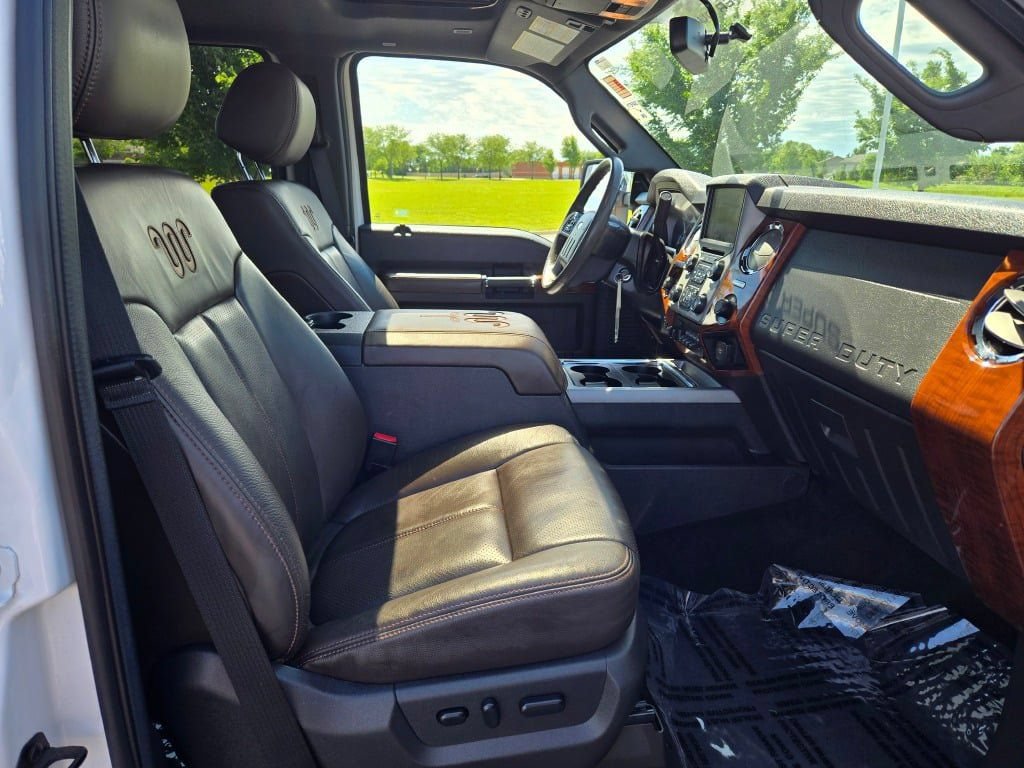 Used 2016 Ford F250 King Ranch w/ Snow Plow Prep Package AWD/4WD image 5