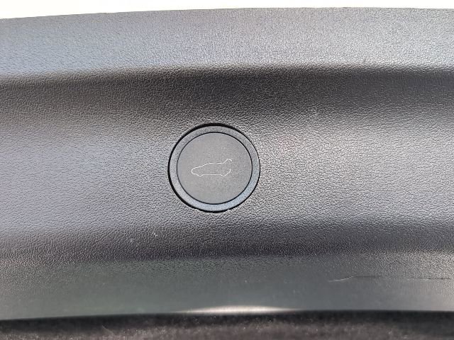 Used 2023 Tesla Model Y Long Range image 23