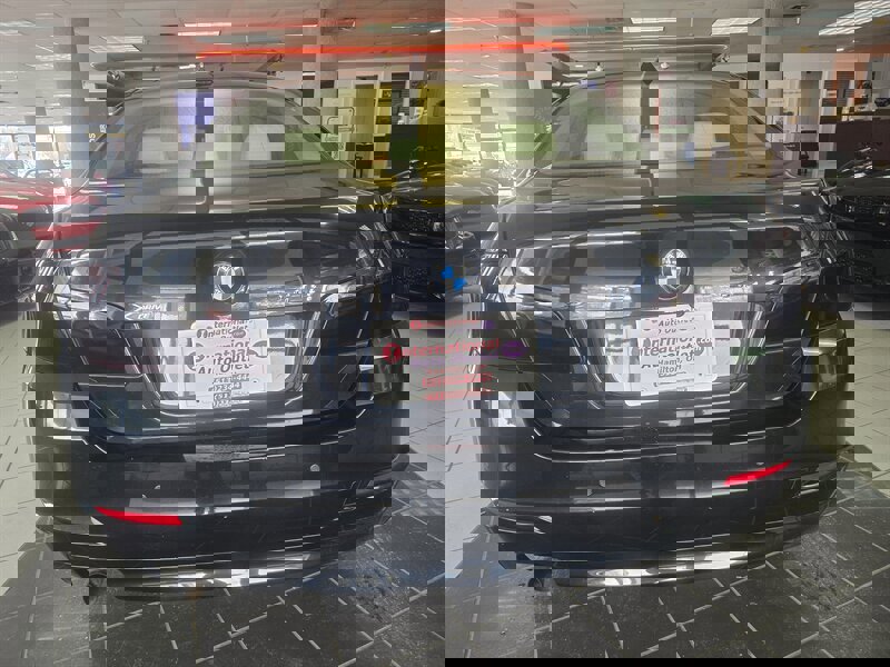 Used 2016 BMW 528i xDrive Sedan image 5