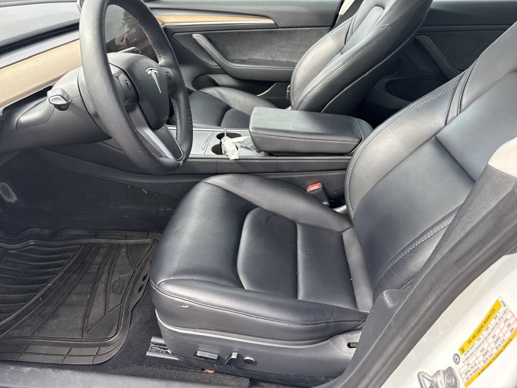 Used 2023 Tesla Model 3 Standard Range RWD image 12