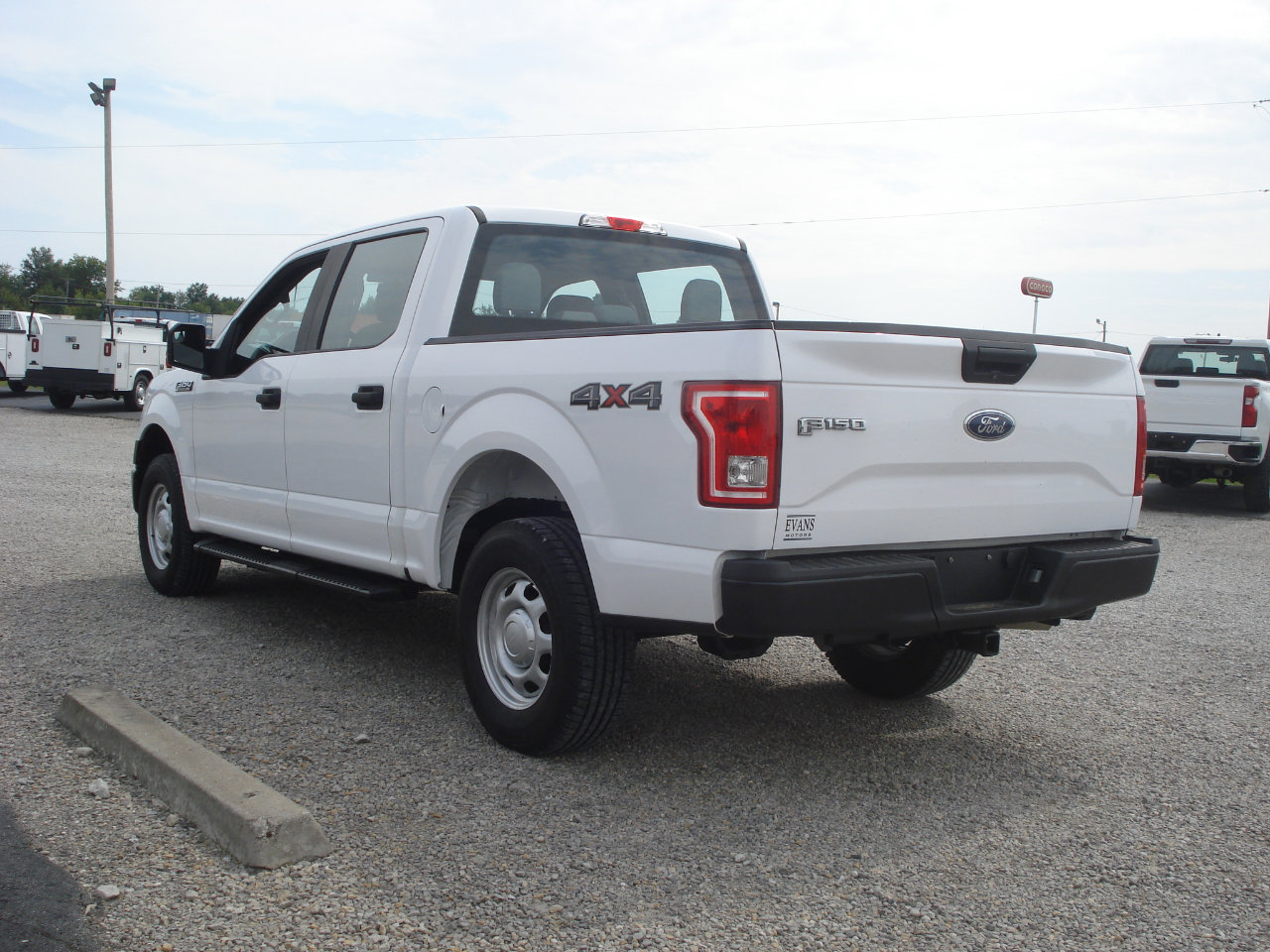 Used 2017 Ford F150 XL w/ Equipment Group 101A Mid image 6