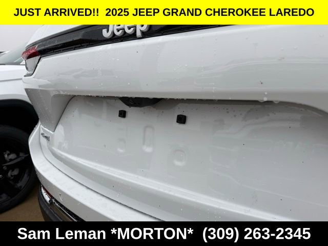 New 2025 Jeep Grand Cherokee Laredo w/ Luxury Tech Group I image 10