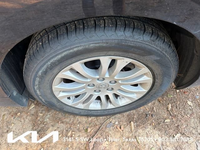 Used 2014 Toyota Sienna XLE FWD image 6
