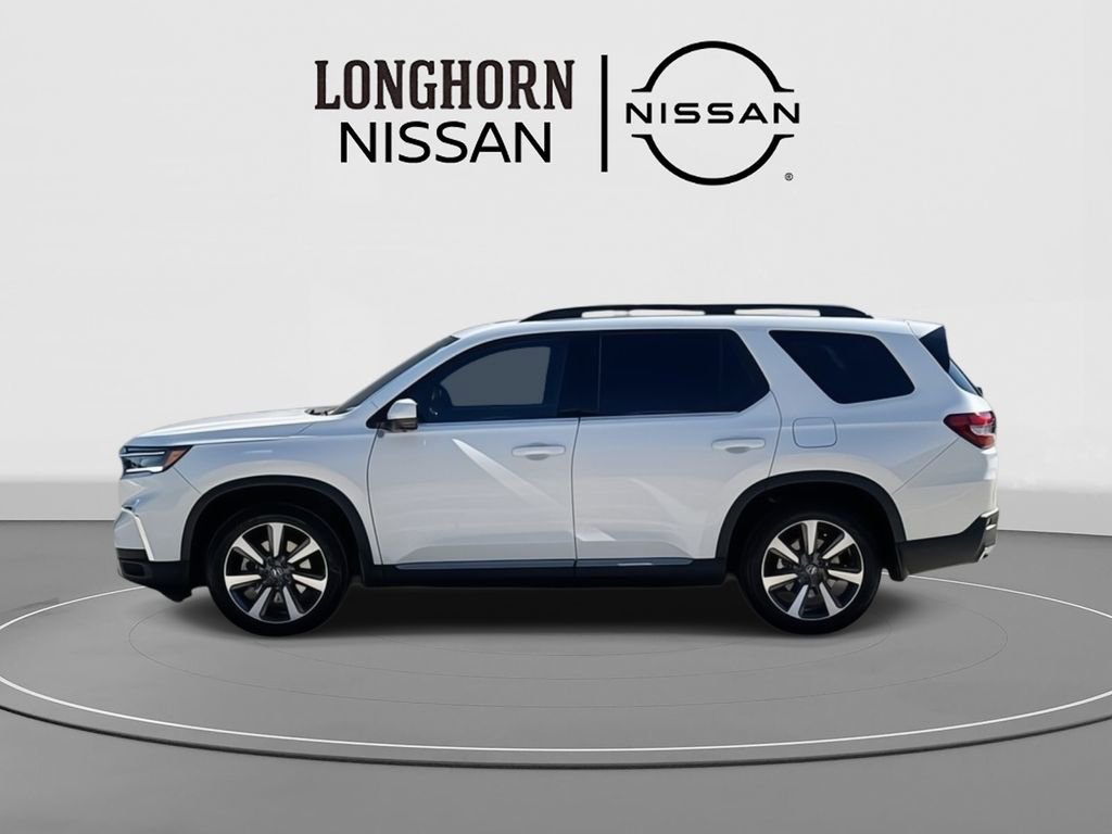 Used 2025 Honda Pilot Elite image 4