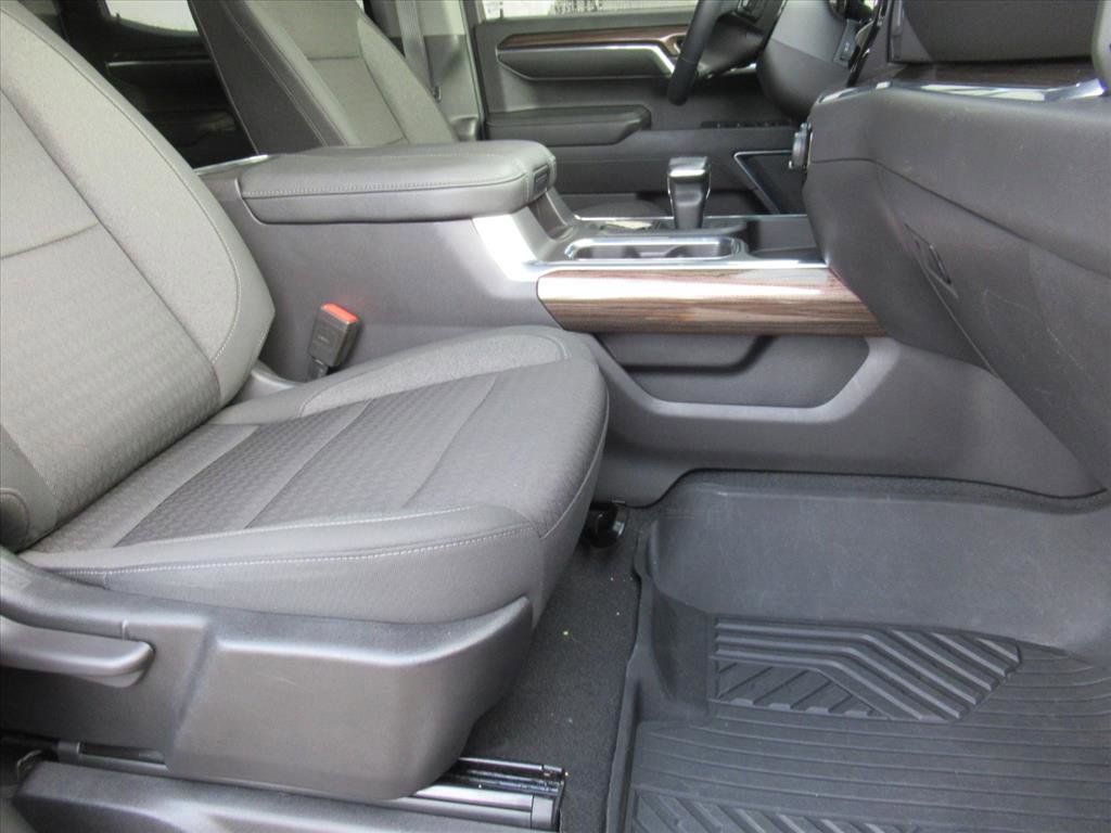 Used 2023 Chevrolet Silverado 1500 LT Trail Boss w/ Convenience Package II AWD/4WD image 11