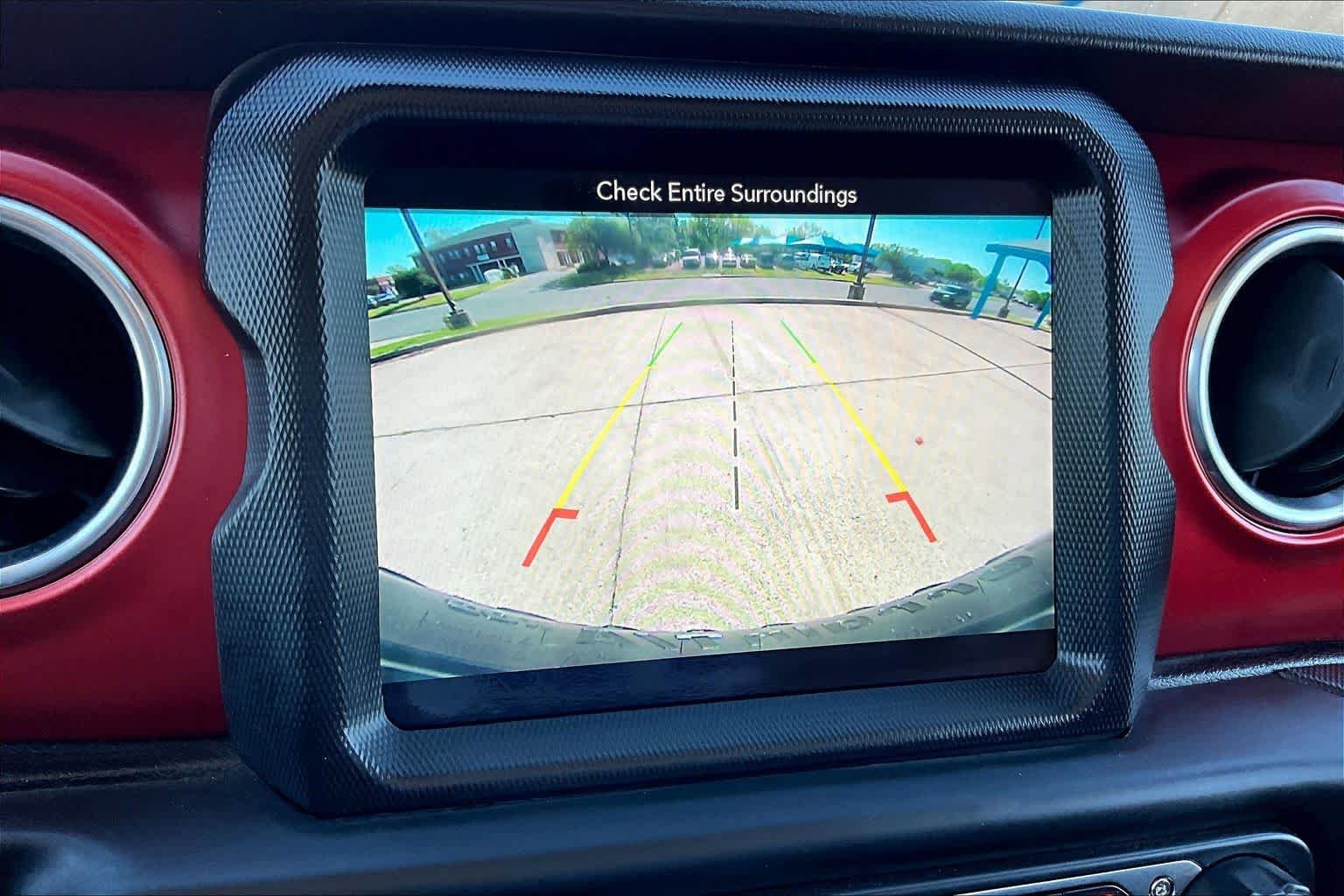 Used 2018 Jeep Wrangler Unlimited Rubicon AWD/4WD image 26