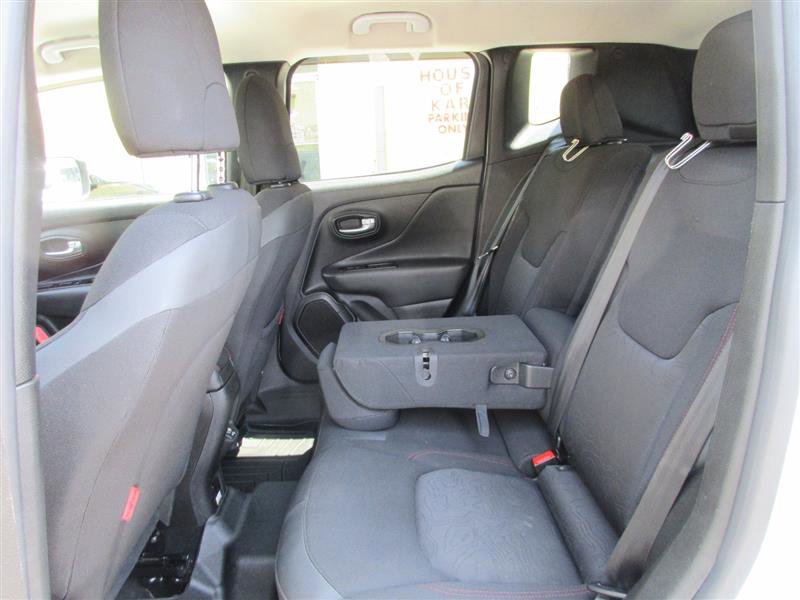 Used 2021 Jeep Renegade Trailhawk w/ Trailer Tow Group image 24