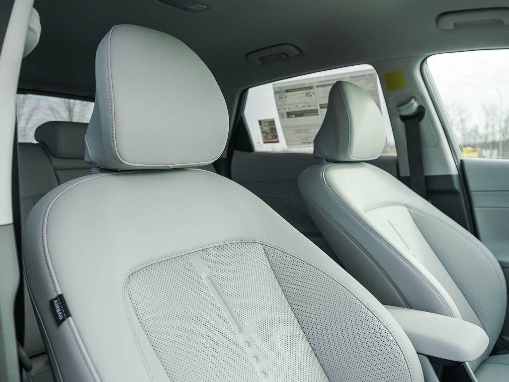 New 2026 Hyundai Kona SEL Premium AWD/4WD image 11