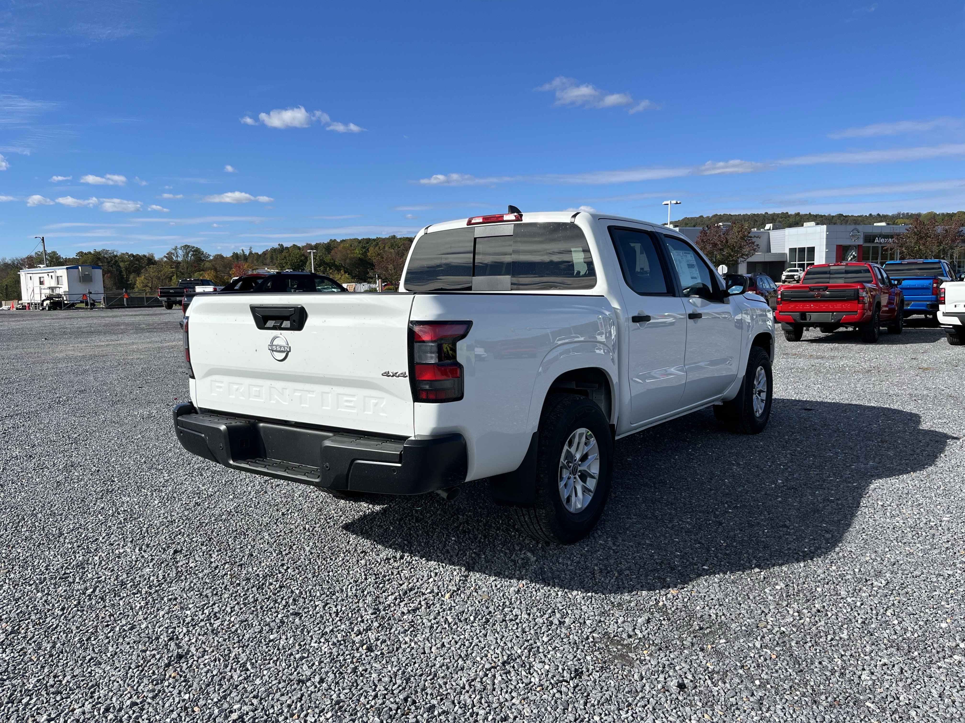 New 2026 Nissan Frontier S image 3