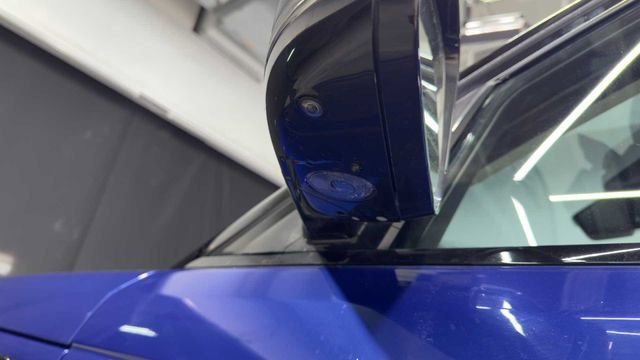 Used 2019 Land Rover Range Rover Sport SVR image 13