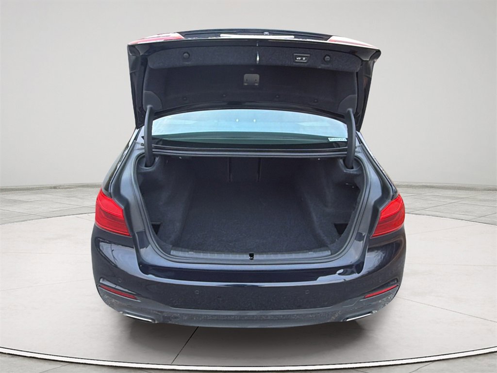 Used 2018 BMW 540i xDrive w/ M Sport Package image 12