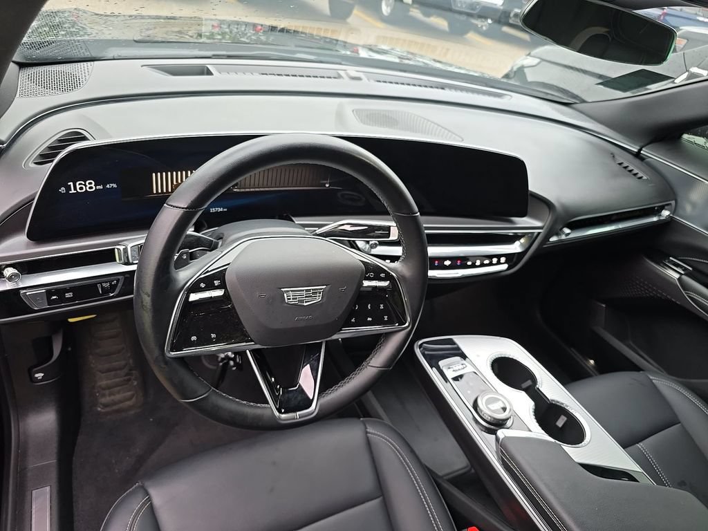 Used 2024 Cadillac Lyriq Tech w/ Driver Assist Package AWD/4WD image 3