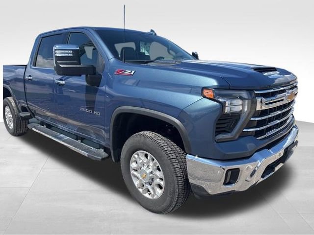 Used 2024 Chevrolet Silverado 2500 LTZ w/ LTZ Plus Package AWD/4WD image 9