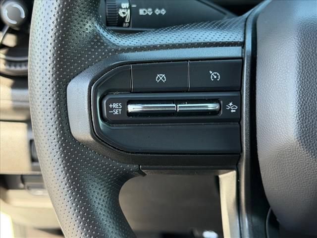 Certified 2023 Chevrolet Colorado Trail Boss w/ Technology Package AWD/4WD image 17