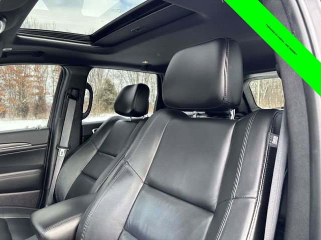 Used 2021 Jeep Grand Cherokee Limited w/ Trailer Tow Group IV image 6