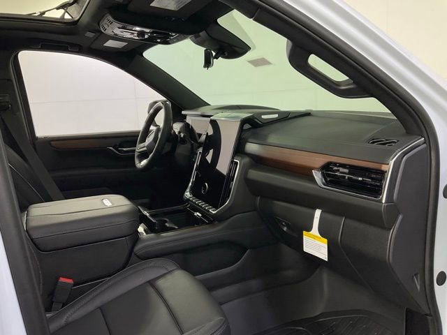 New 2026 GMC Yukon Denali w/ Denali Reserve Package image 32