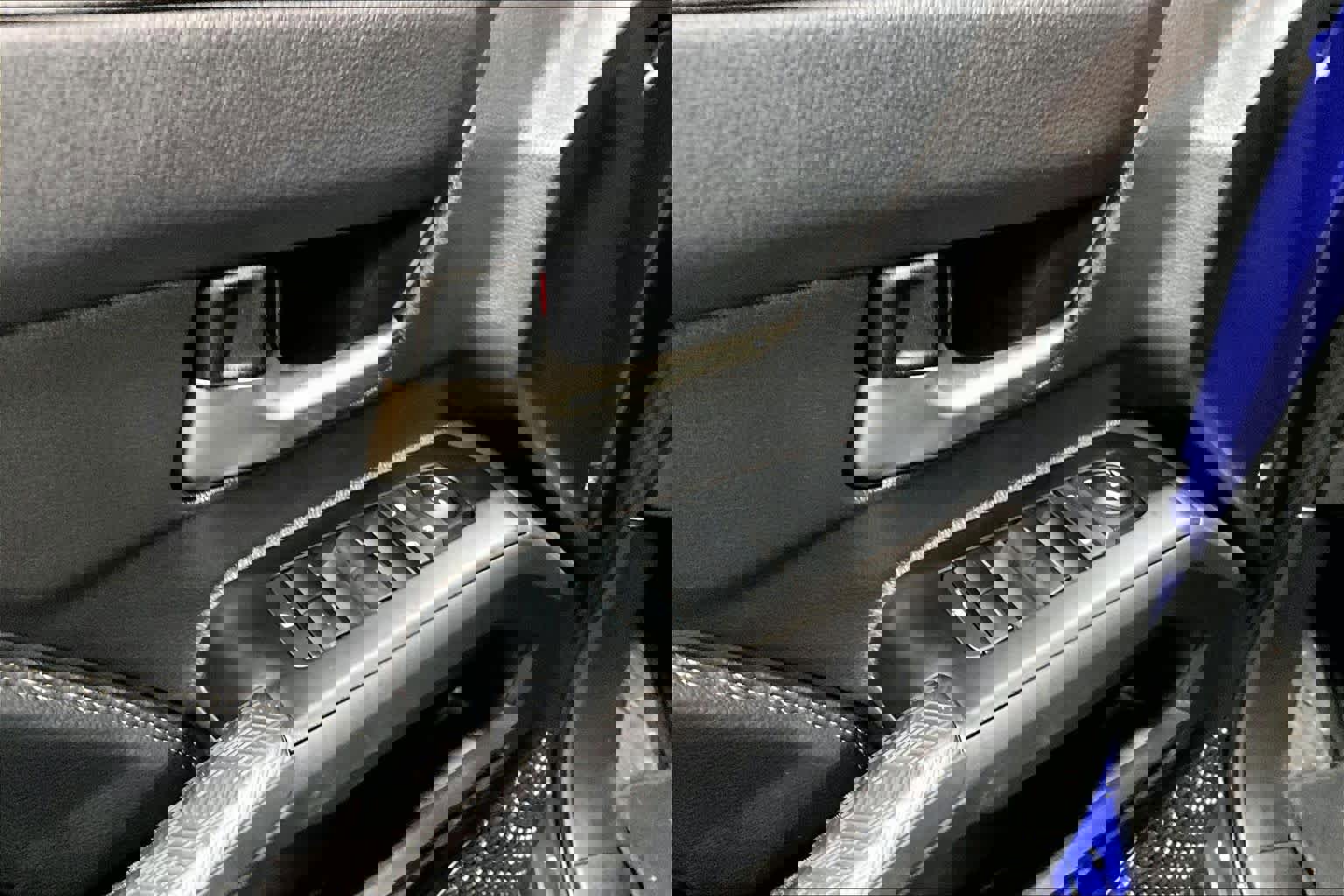 Certified 2025 Toyota Tacoma Limited image 32