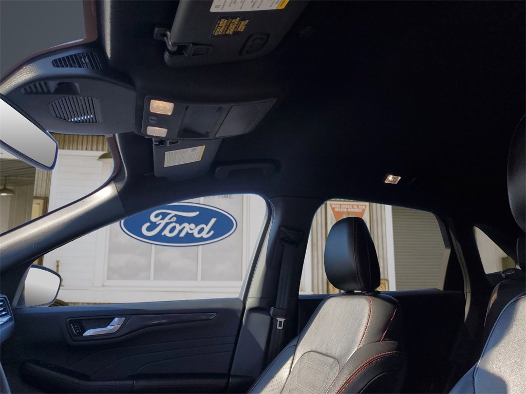 Certified 2023 Ford Escape ST-Line Elite w/ Premium Technology Package image 13
