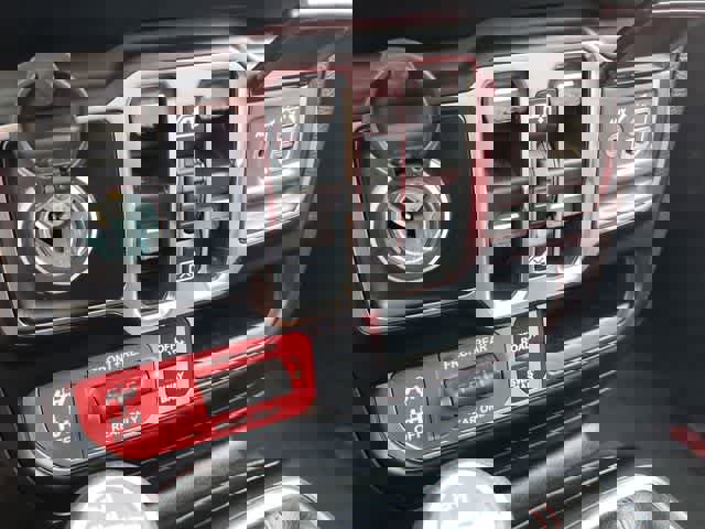 Used 2021 Jeep Gladiator Rubicon w/ Uconnect 4C Nav & Sound Group image 23