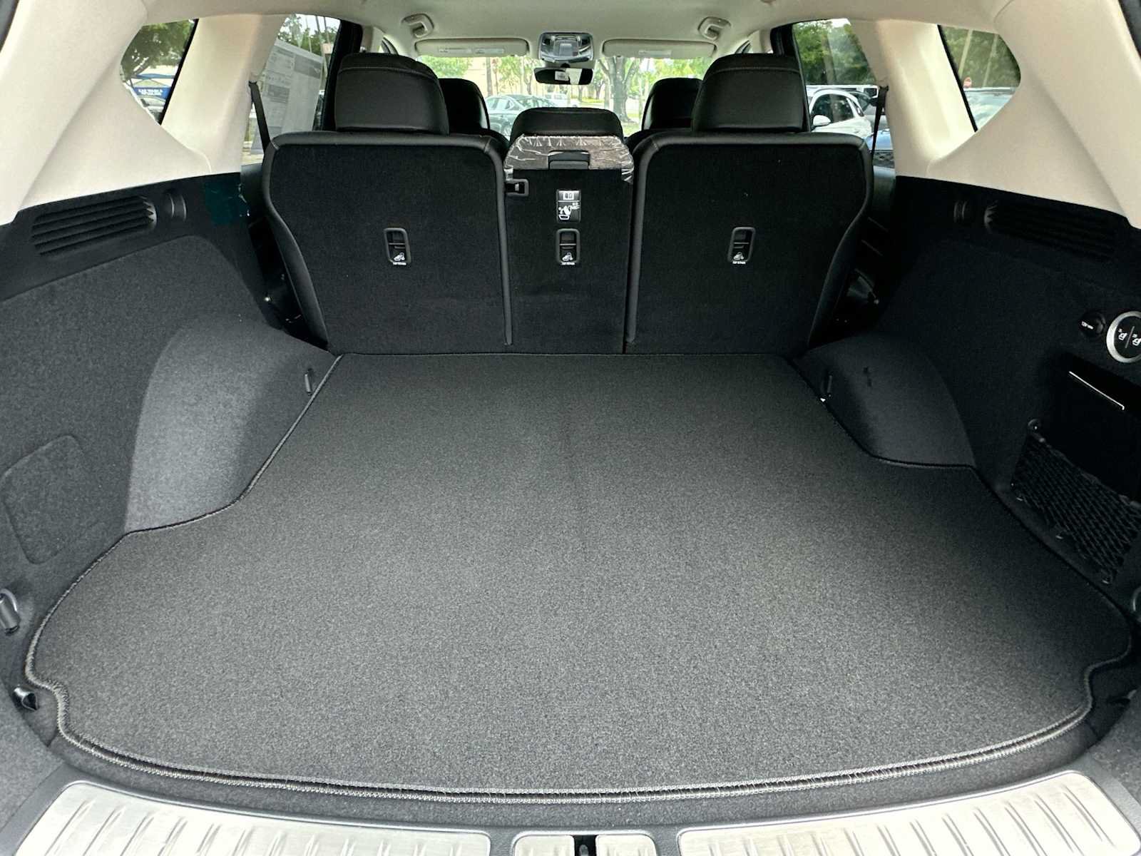 New 2026 Genesis GV80 2.5T RWD image 25