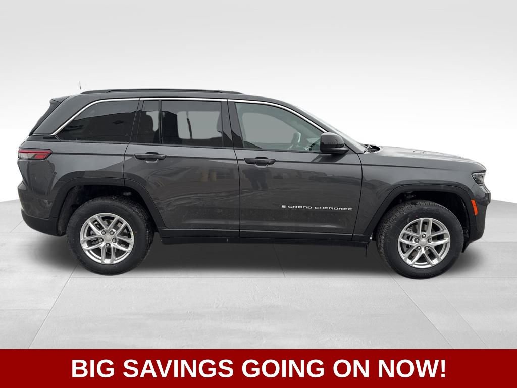 New 2026 Jeep Grand Cherokee Laredo X image 3