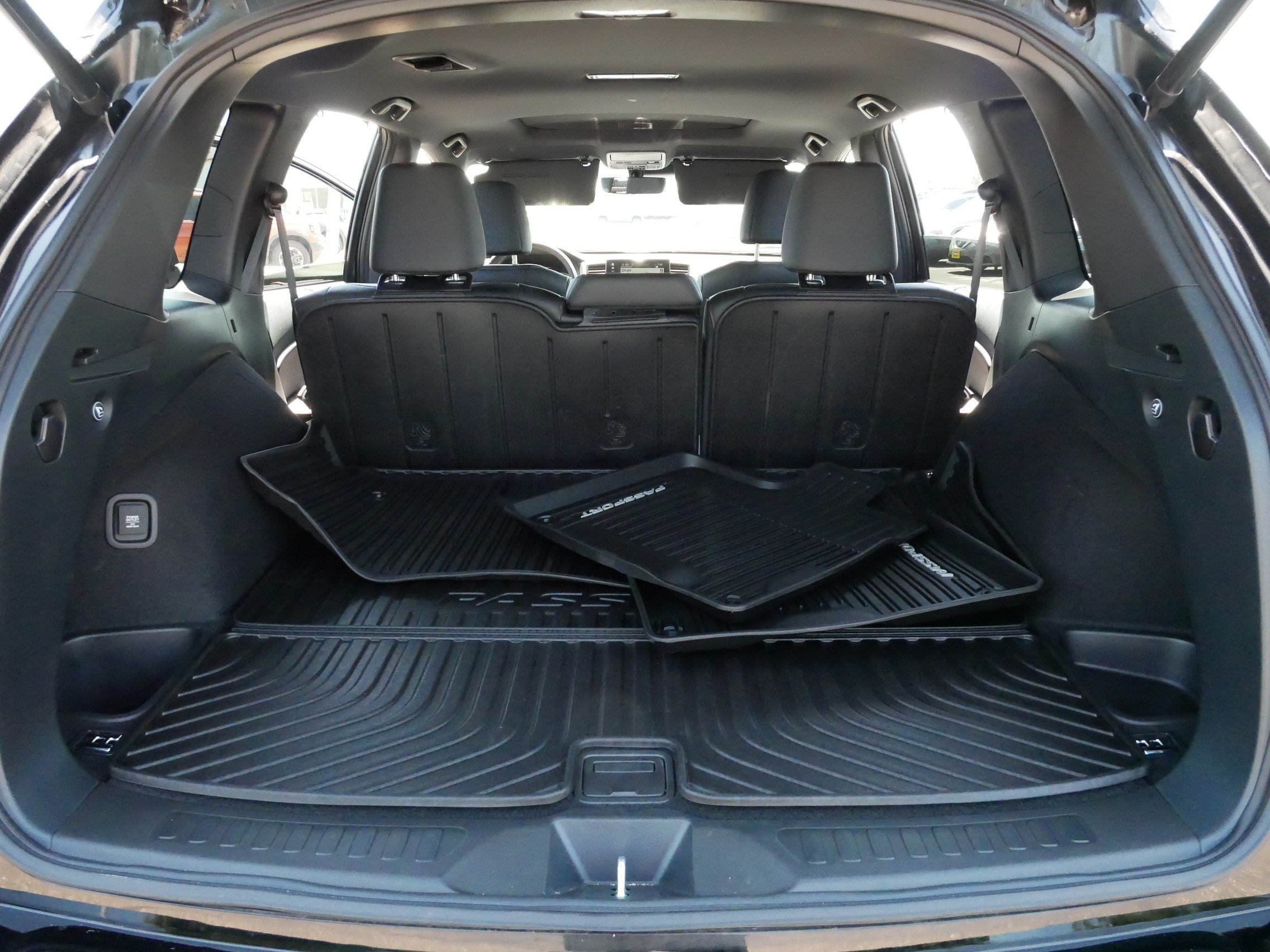 Used 2024 Honda Passport Black Edition image 18