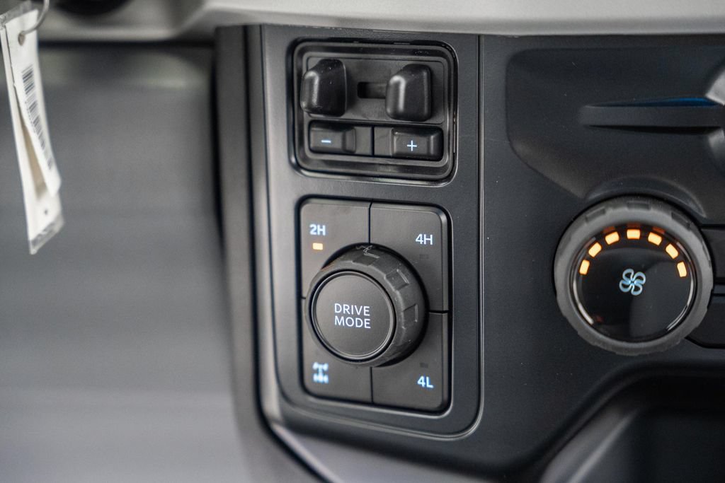 New 2026 Ford F250 XL AWD/4WD image 25