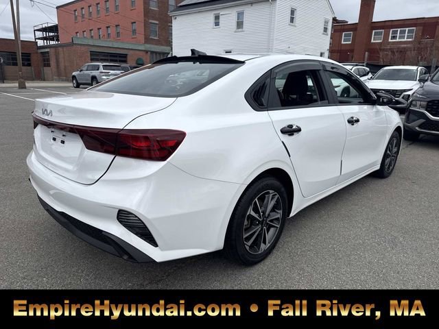 Used 2024 Kia Forte LXS image 7