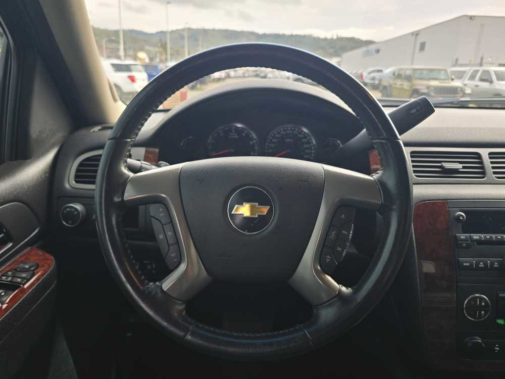 Used 2011 Chevrolet Avalanche LT w/ Regional Value Package image 11