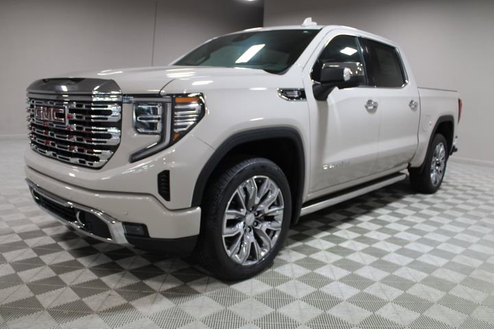 New 2026 GMC Sierra 1500 Denali w/ Denali Reserve Package AWD/4WD image 8
