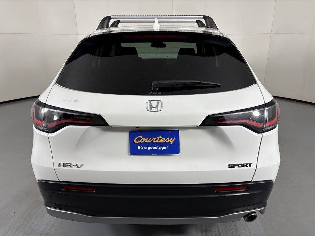Used 2025 Honda HR-V Sport image 7