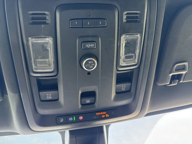 Used 2021 Chevrolet Tahoe Z71 image 35