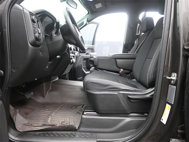 Used 2020 Chevrolet Silverado 2500 Custom w/ Custom Value Package image 10