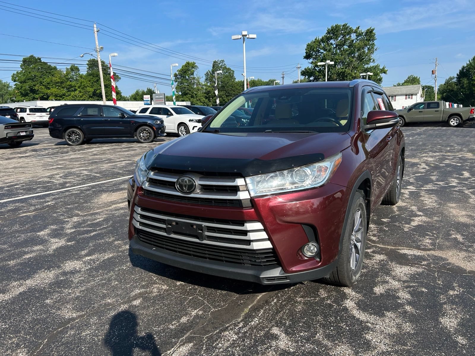 Used 2018 Toyota Highlander XLE AWD/4WD image 37