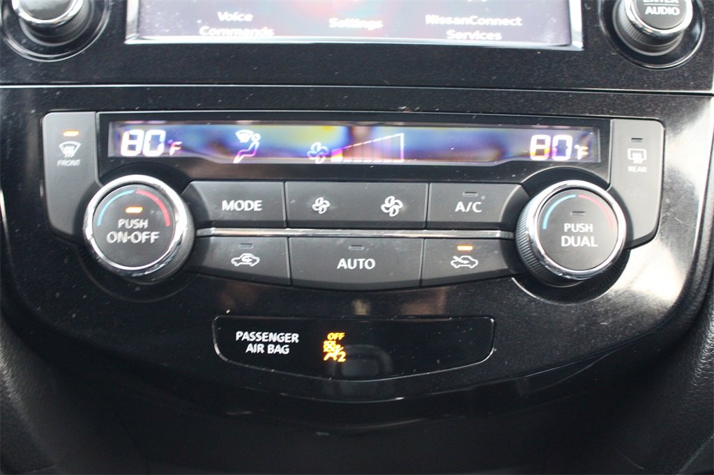 Used 2018 Nissan Rogue Sport SL w/ SL Premium Package image 31