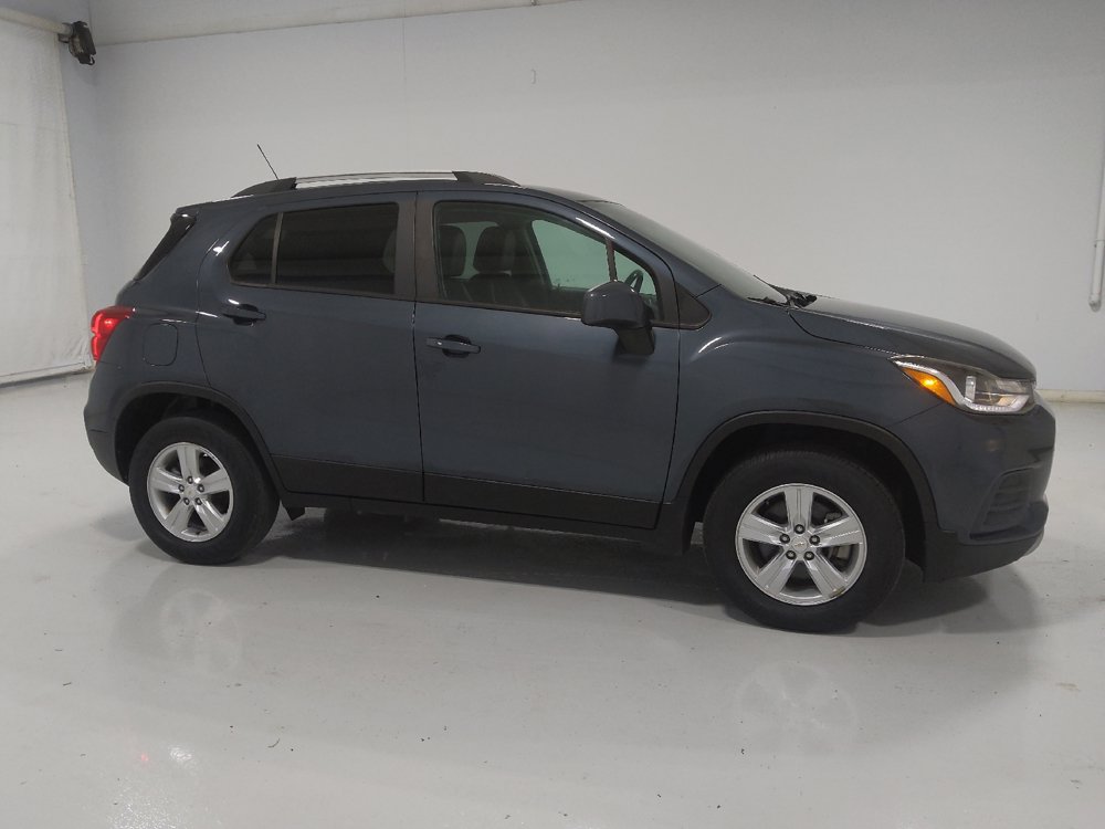 Used 2022 Chevrolet Trax LT w/ Driver Confidence Package AWD/4WD image 11