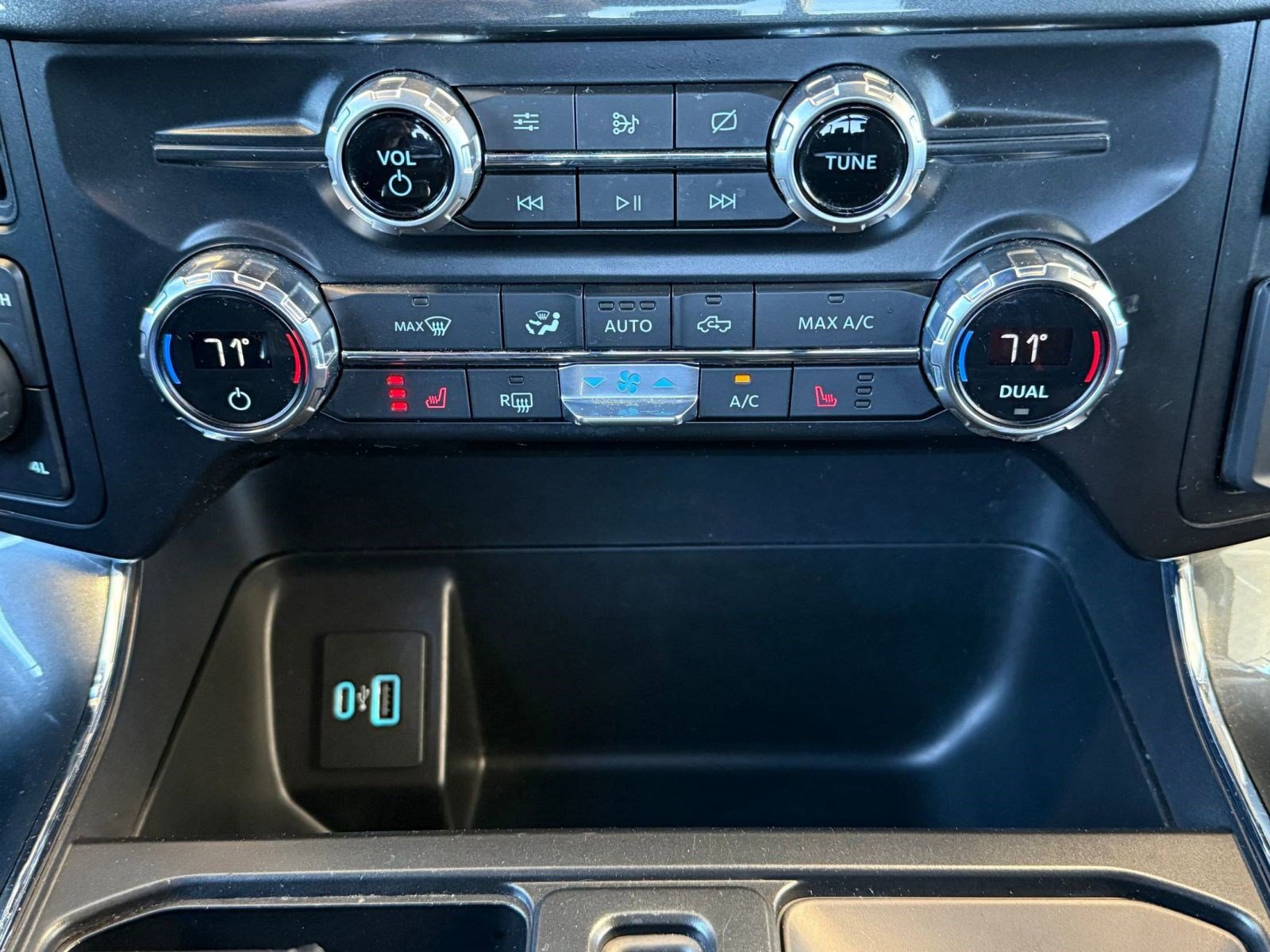 Certified 2021 Ford F150 XLT w/ Equipment Group 302A High image 30