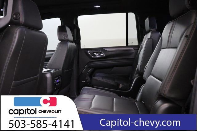 Used 2022 Chevrolet Suburban RST w/ Luxury Package AWD/4WD image 30