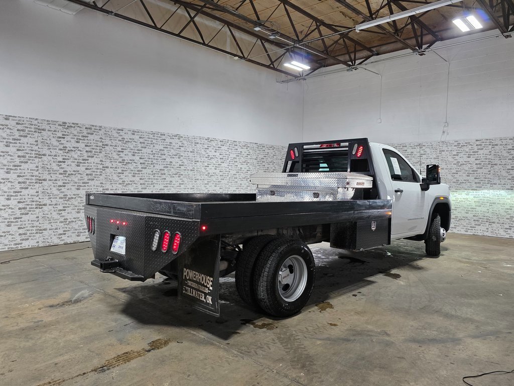 Used 2024 GMC Sierra 3500 Pro w/ Convenience Package image 4