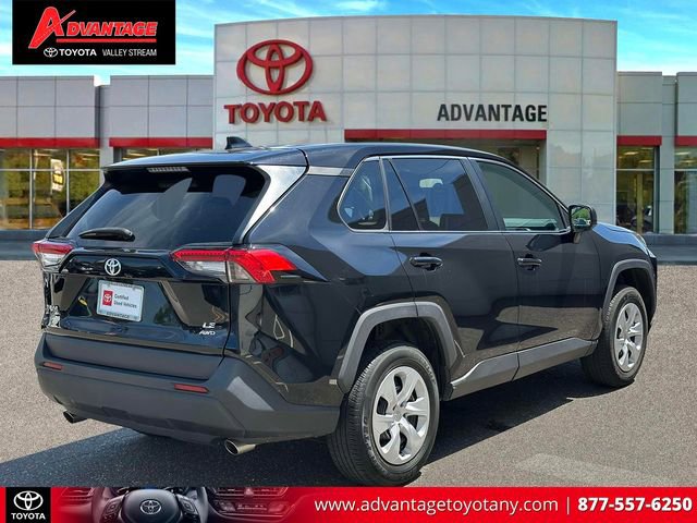 Certified 2024 Toyota RAV4 LE AWD/4WD image 7