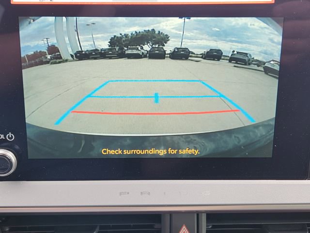 New 2025 Toyota Prius Plug-In Hybrid image 16